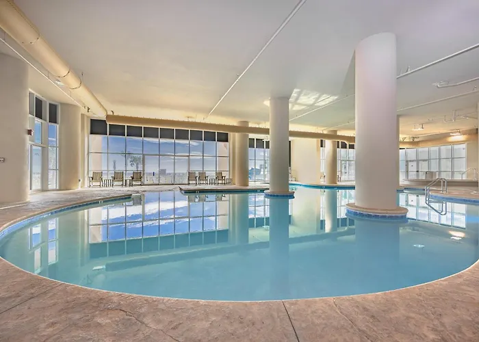 Phoenix Gulf Towers 1002 Apartment *